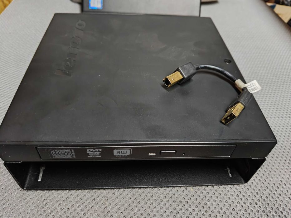 Lenovo ThinkCentre M710q – i3-6100T | 8GB RAM | SSD 120GB | Używany