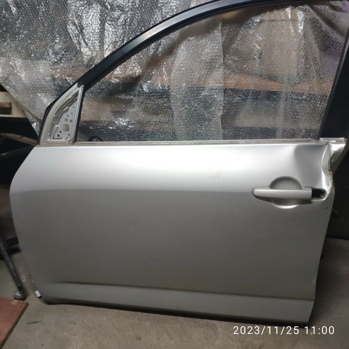 Двері водійські TOYOTA RAV4 2007