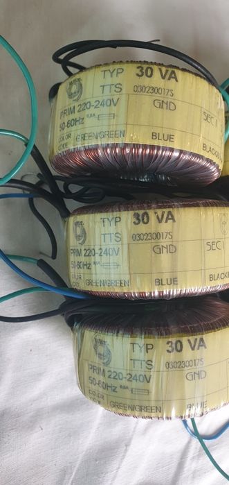 Тороидальный трансформатор типа TTS 30 VA.