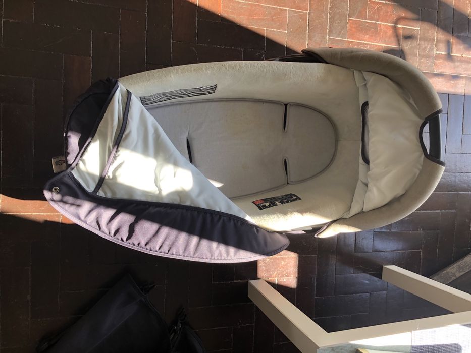 Carrinho bebeconfort em excelente estado.