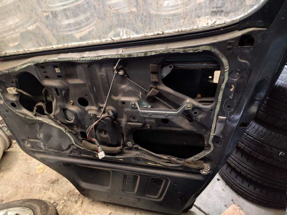 Toyota Hiace H200 - Porta Frente Direita