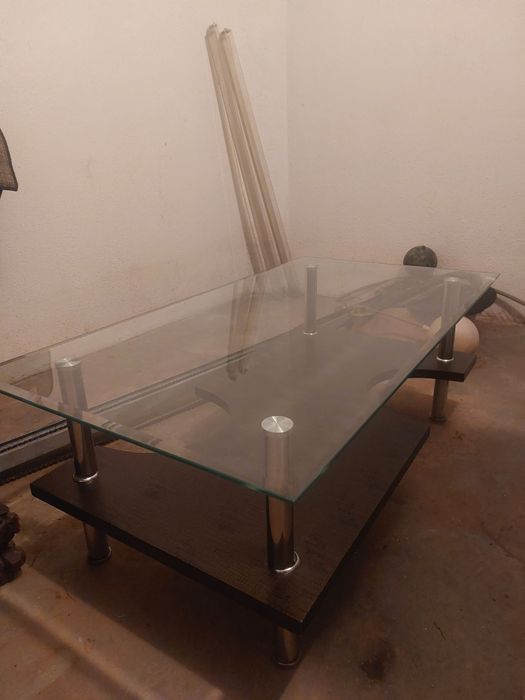 Mesa de centro em vidro e madeira nova