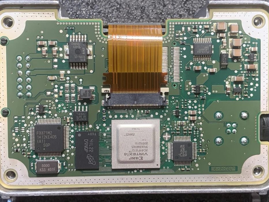 Камера дистроника ассистентов. Камера в зеркале. Audi, VAG. Ремонт.