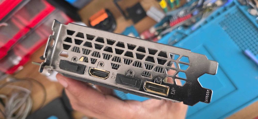 Placa gráfica Gtx 1660 super 6gb