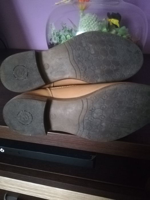 Sprzedam beżowe botki
