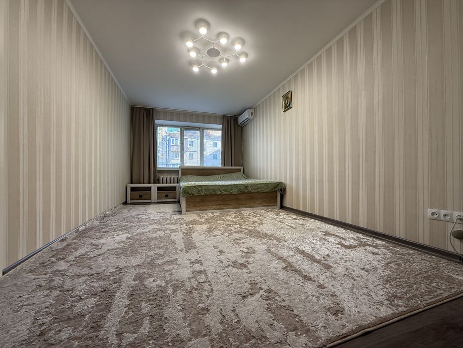 Продаю 3х комнатную квартиру с ремонтом. В центральном районе города.