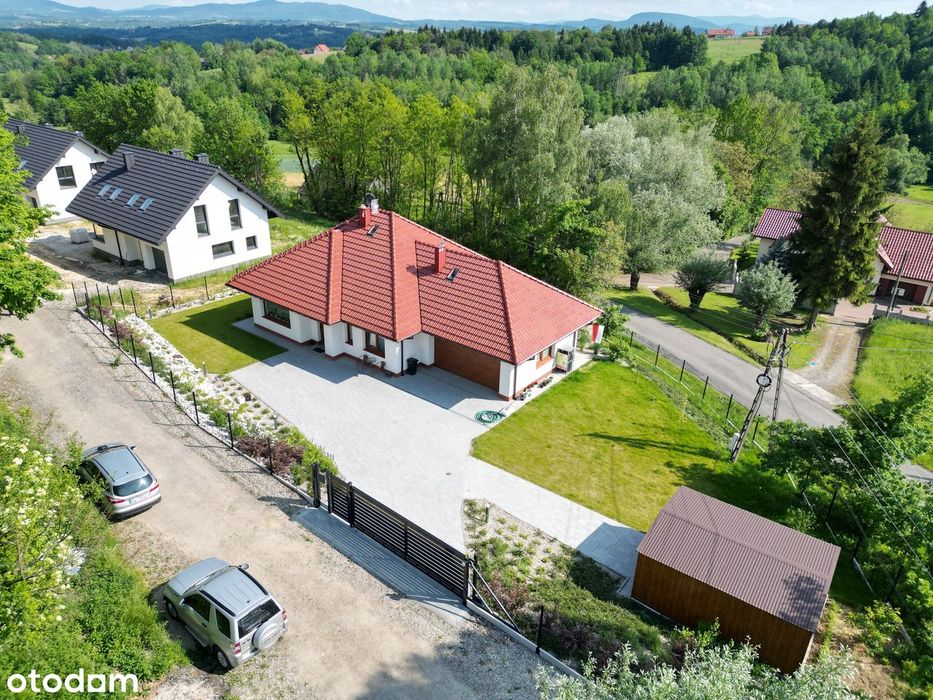 182 m2 | Kobylec | Dom z 2024 roku | Kanalizacja | Garaż w bryle domu