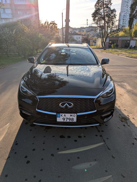 Infiniti QX30 2017