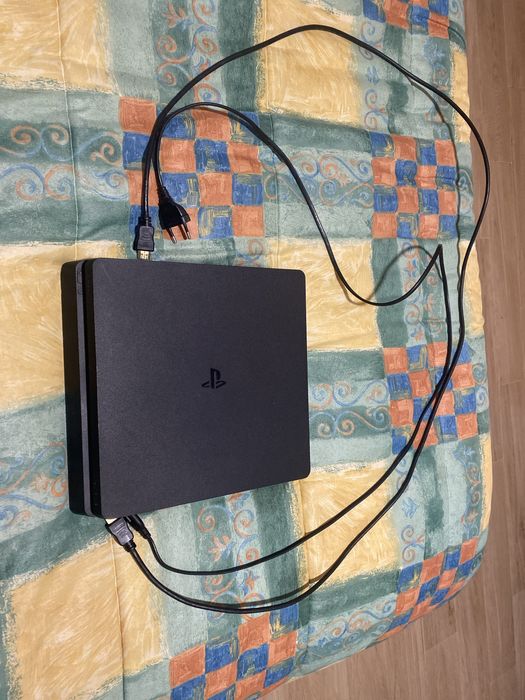 Ps4 usada……………..