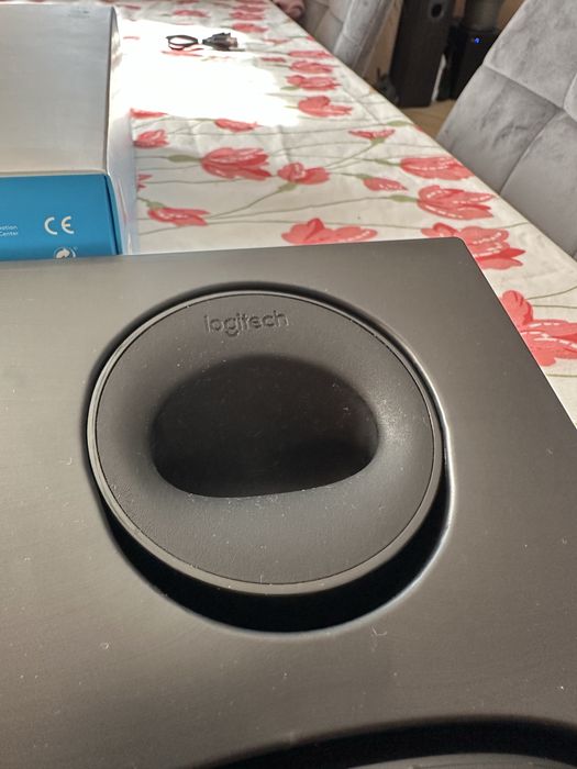 Logitech Harmony Elite pilot uniwersalny