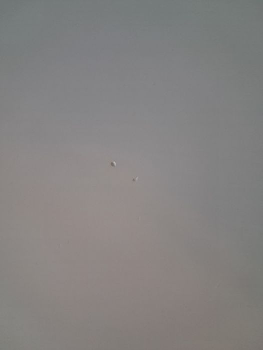 Стіл в кімнату або спальню