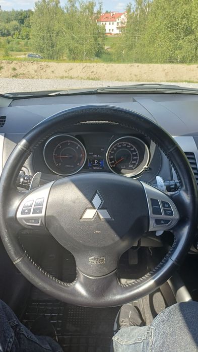 Продам Аутлендер 4×4 2.2 дизель