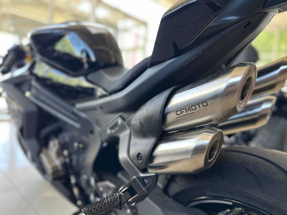 Мотоцикл CFMOTO 750SR-S