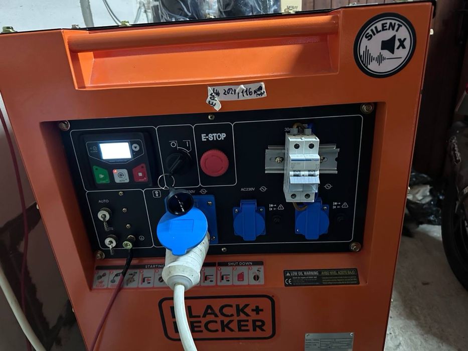 Дизельний генератор Black+Decker BXGND6300E