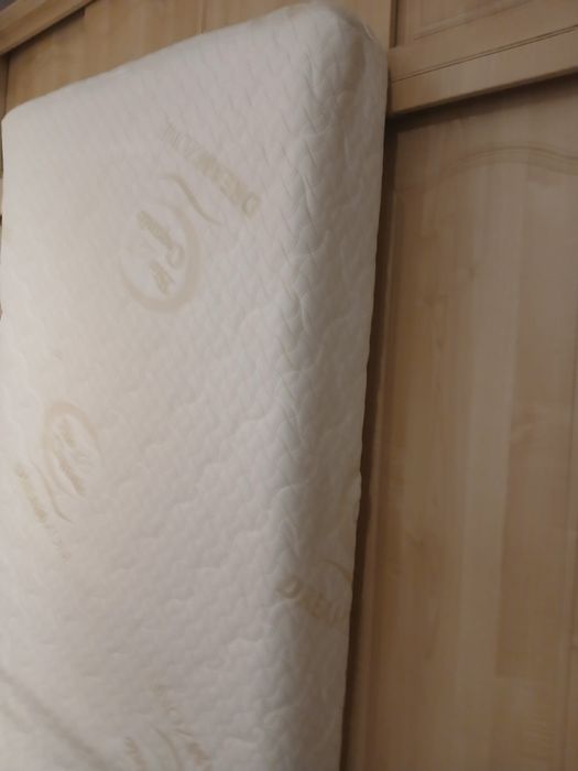Nowy materac na łóżko