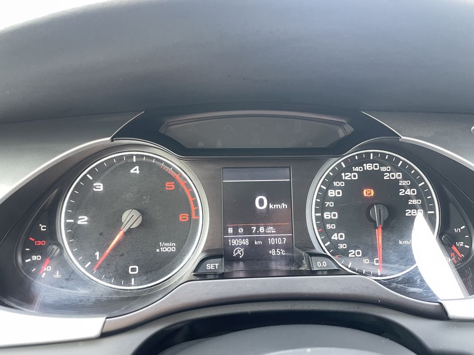 Audi A4 B8 2.0 TDi (170к.с)