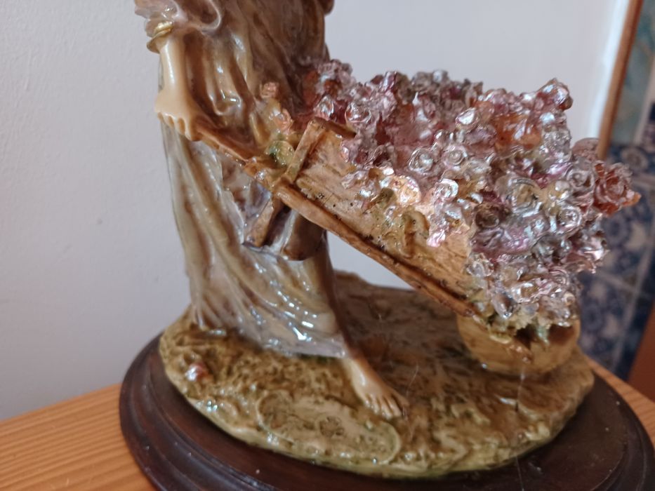 Boneca artigo decorativo