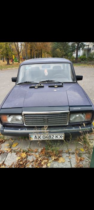 Продам Жигули550$ + к ним прицеп размер 130\180  2015 год ,прицеп 500$
