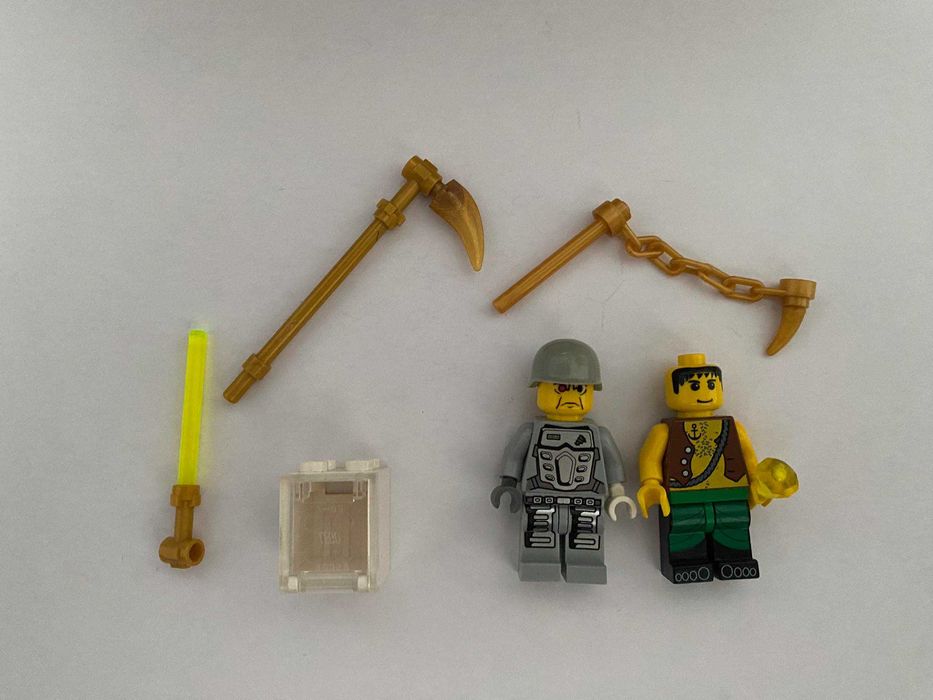 LEGO figurki \ bronie
