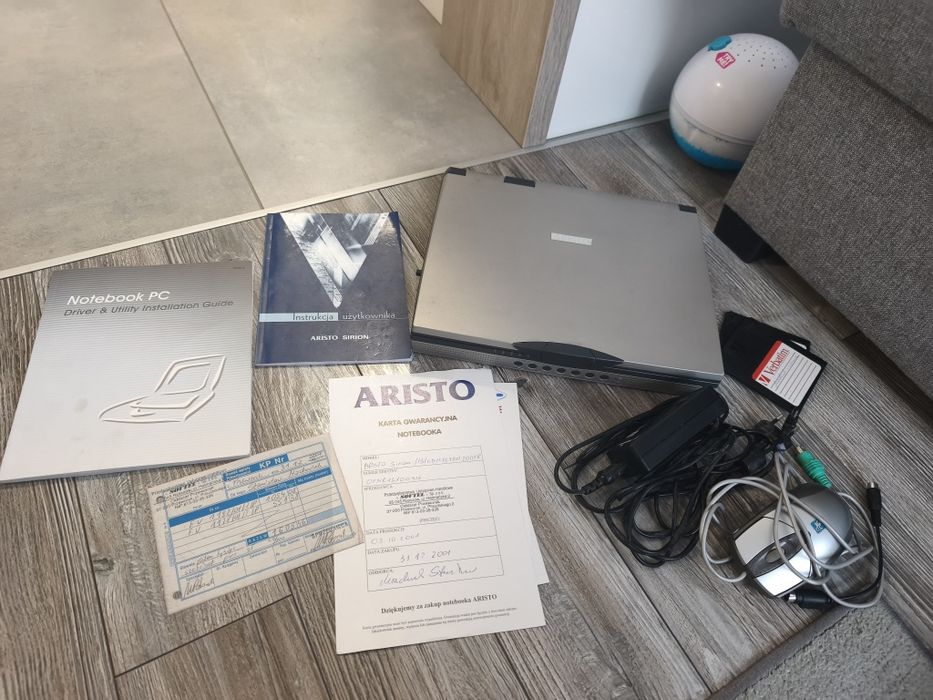 Stary laptop Aristo Sirion