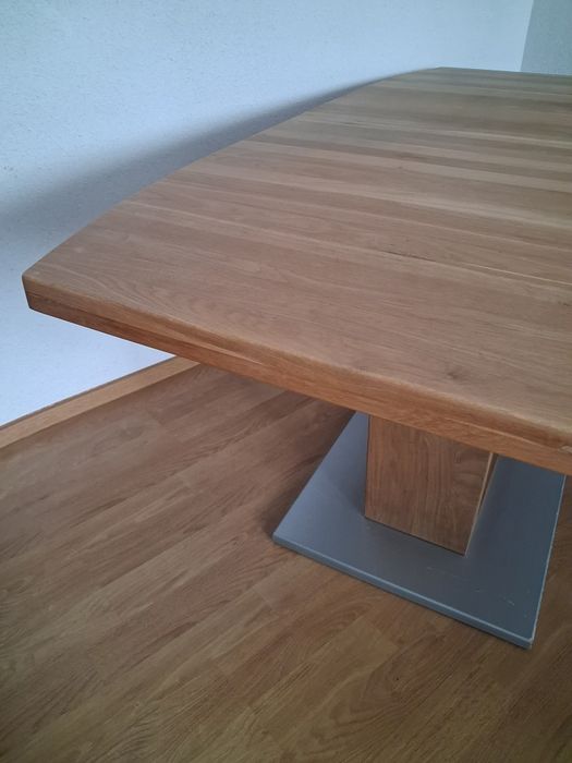 Stół dębowy do salonu