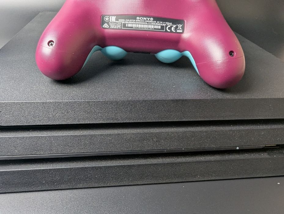 Консоль play station 4 pro 1 tb