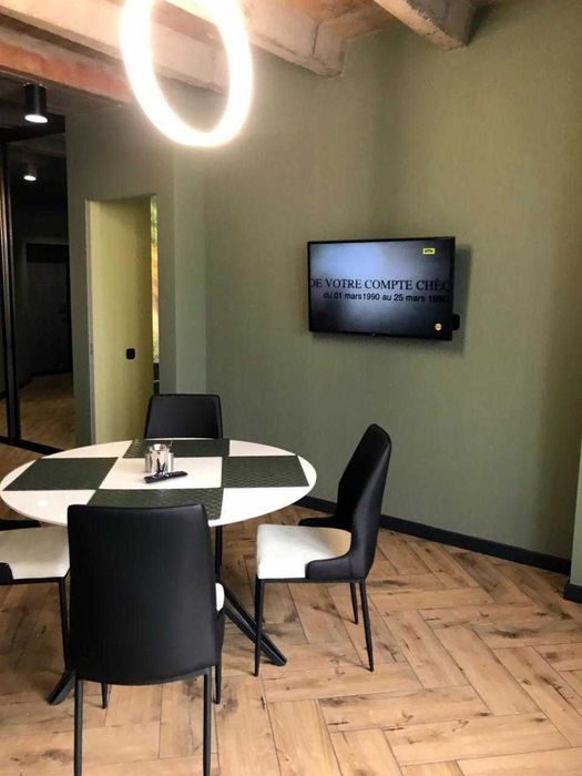 Продам 3-кімнатну квартиру бізнес-класу, 66 м², у ЖК «Дельмар» (центр)