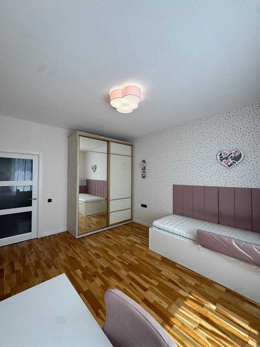 Продаж будинку з ремонтом по вулиці Кульпарківська біля Rivyera City