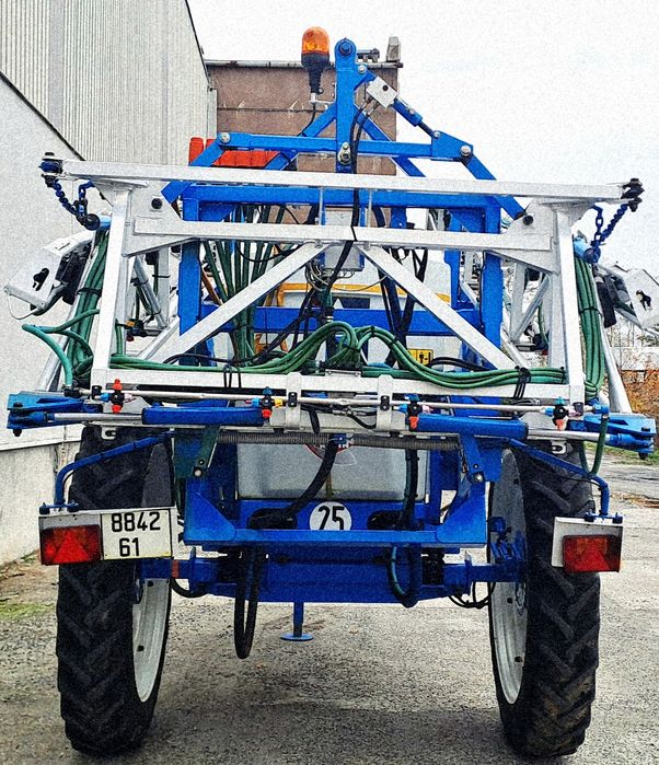 Opryskiwacz Kuhn Blanchard 3000L 28m 2010r