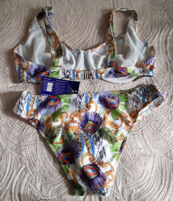 Купальник раздельный мягкая чашка на кости 40 D (L) Венгрия