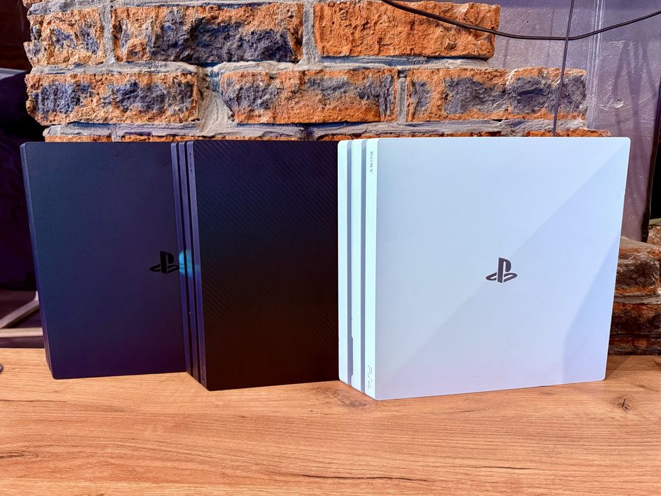 Playstation 4 pro (магазин гарантія )