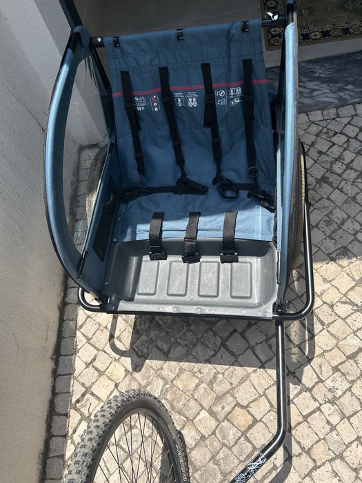 Bicicleta + atrelado para crianças