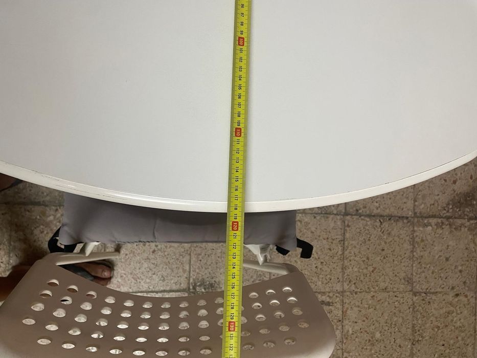 Mesa  cozinha mais 4 cadeiras