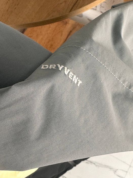 Жіноча куртка The North Face Dryvent мембранна вітровка Xs-S