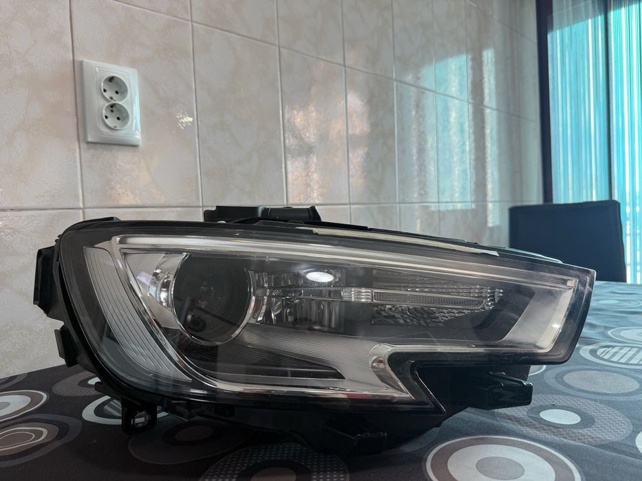 Otica lado direito audi A3 2017-2020