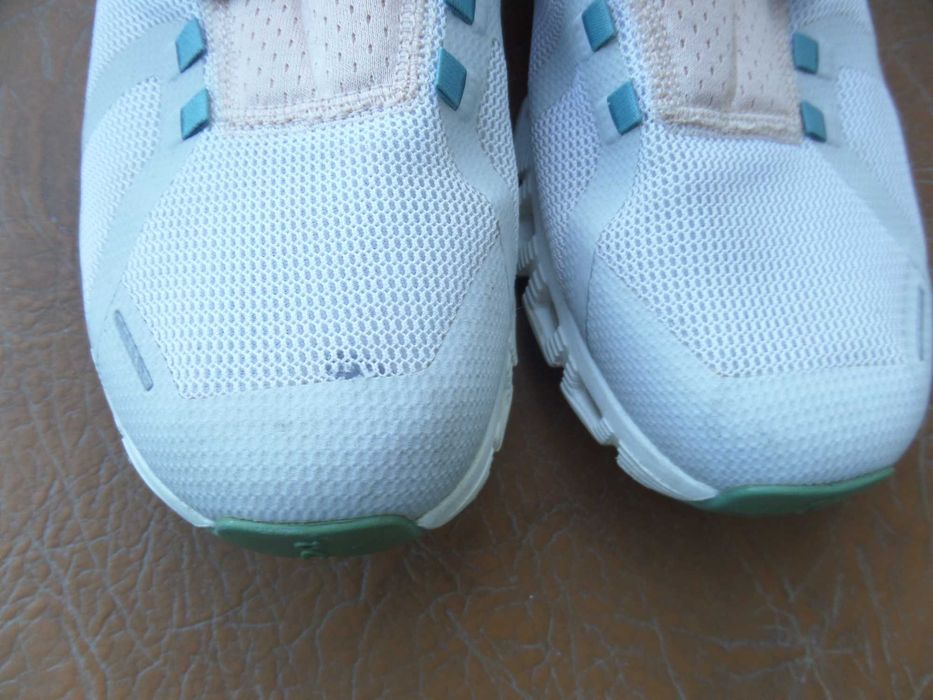 Кроссовки швейцарского бренда On (On Running)