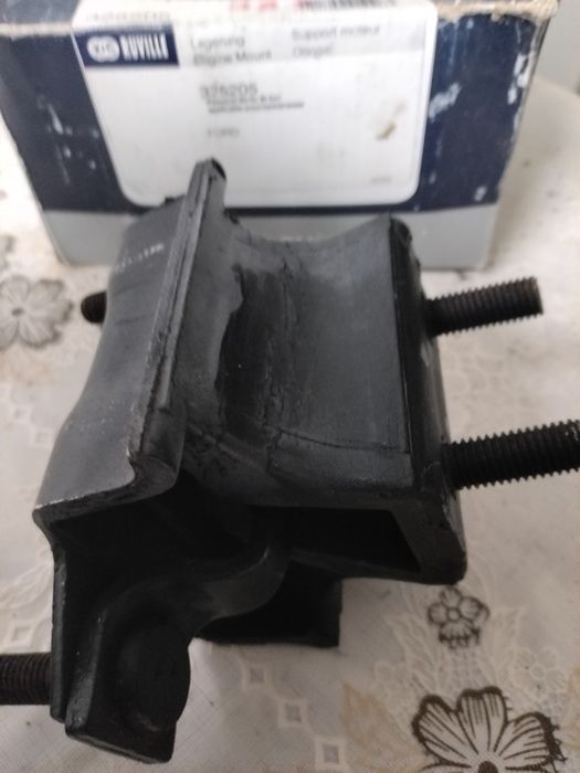 Подушка КПП F. Transit