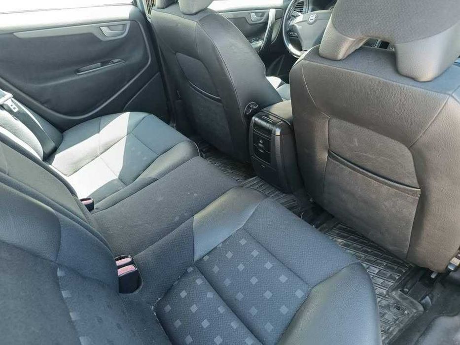 Vendo volvo s60 D5  2.5 com 185 cv — photo 3