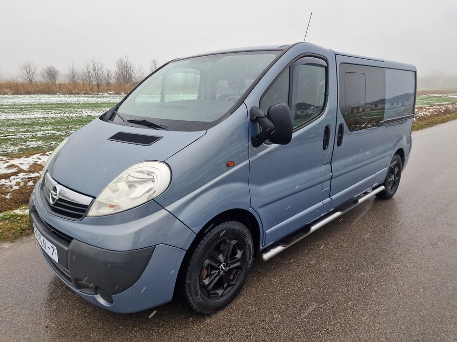 Brygadówkda 5 Osób Opel Vivaro Trafic Long L2H1..Mały przebieg.Polecam