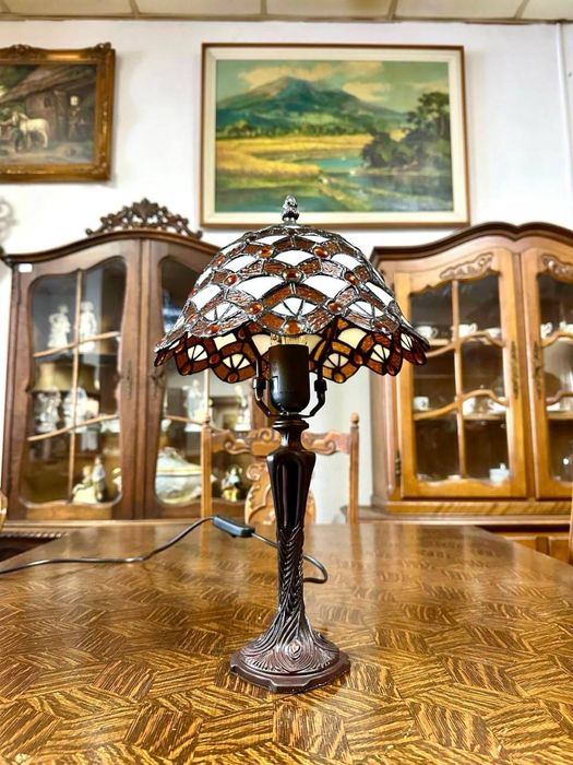 Настільна лампа в стилі Тіффані світильник вітраж 7585