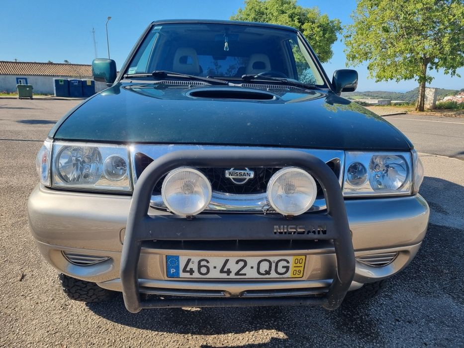 Terrano2 Longo 7 Lugares