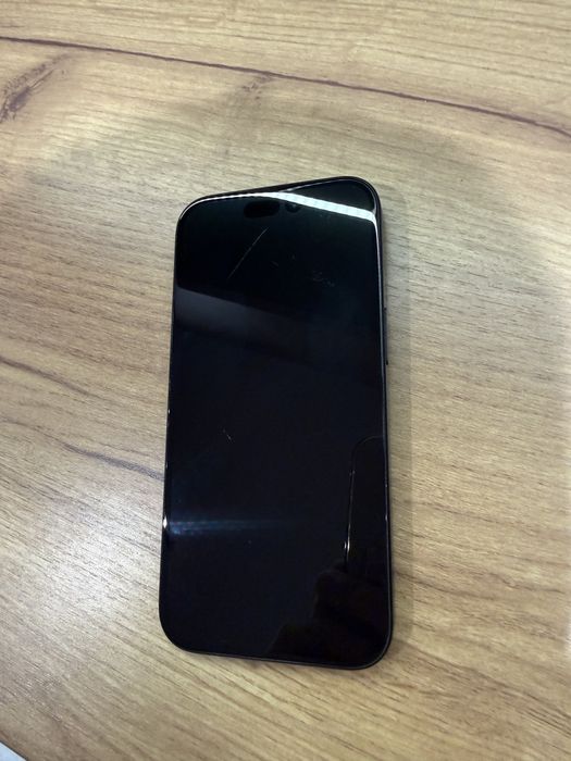 Iphone 15 128gb 85% bateria