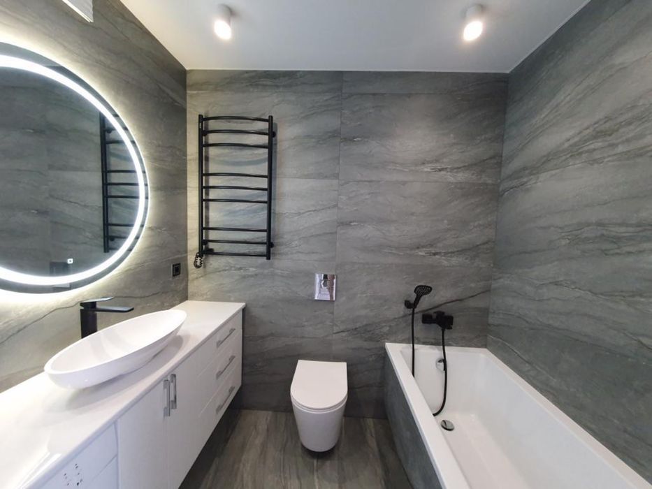 ЕНЕРГОНЕЗАЛЕЖНА Однокімнатна квартира подобово, Центр