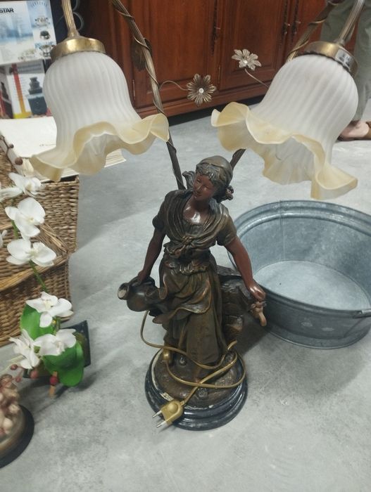 Various used items in good condition64551355779842124