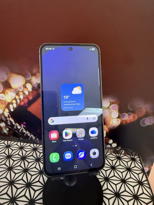Телефон Samsung S24FE 8/128GB