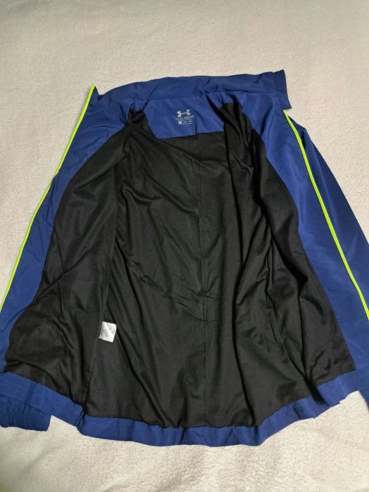 Kurtka  Under Armour rozpinana z nadrukiem  sportowa XXL