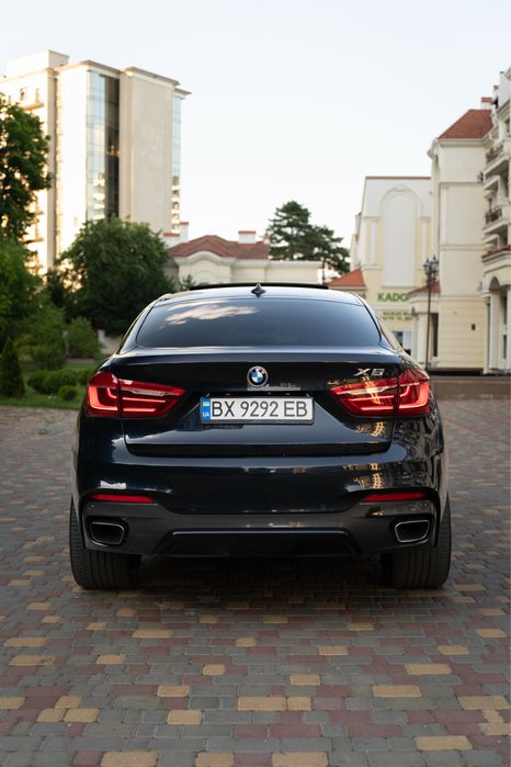 BMW X6 M-paker максимальная комплектации