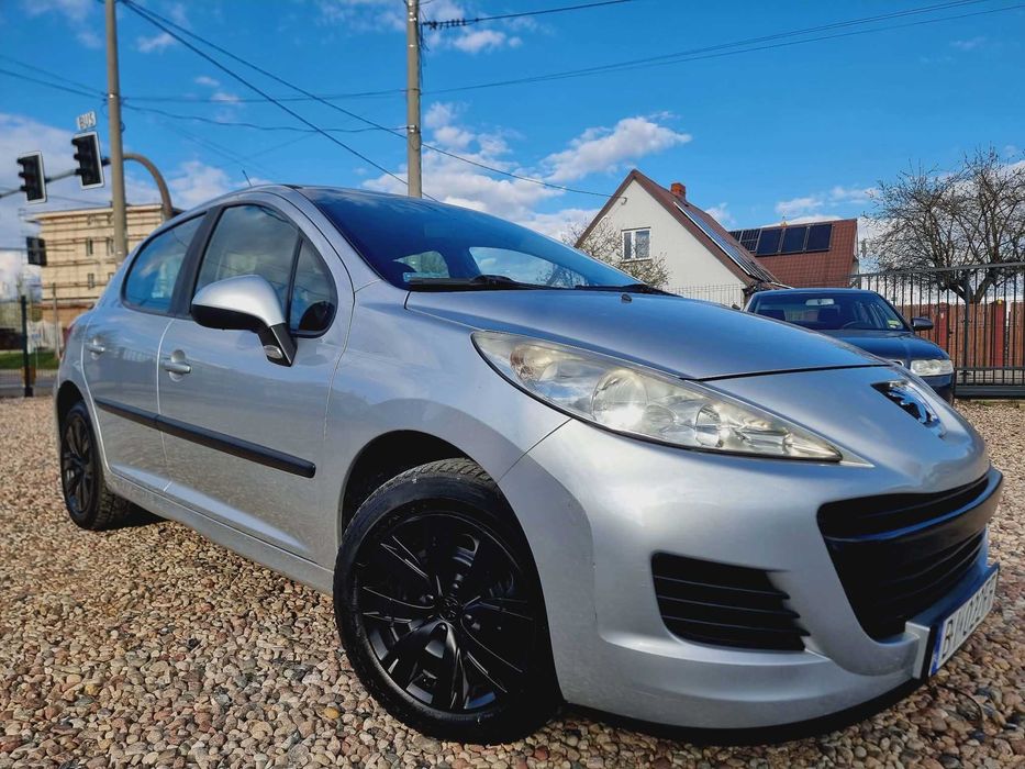 Peugeot 207 niski przebieg
