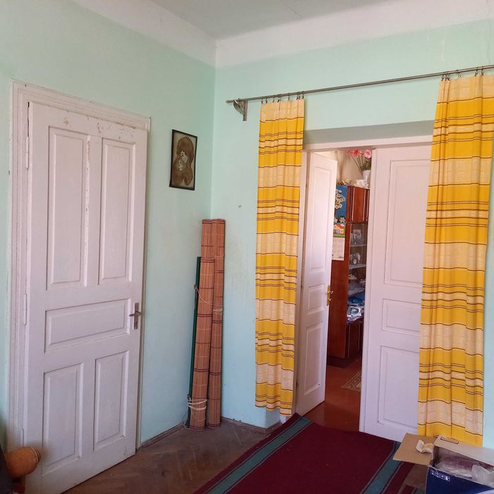 Продам 4-кімнатну квартиру м.Самбір