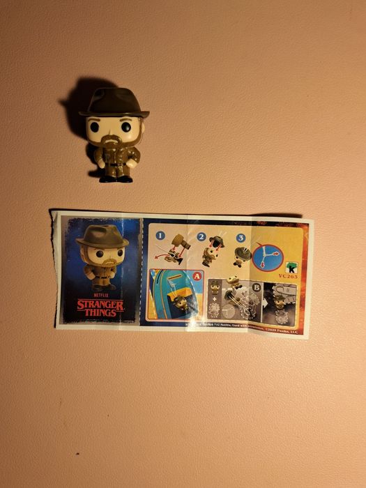 Kinder joy stranger things Hopper